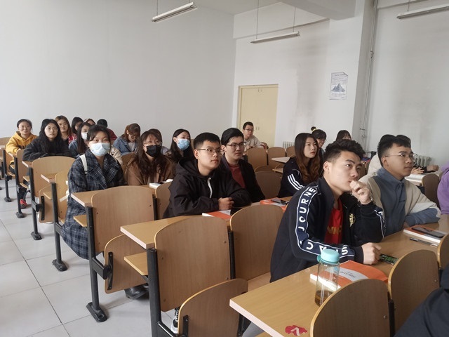 【完满班级】真情暖万家 青春见行动——经济与管理学院三月完满班级纪实（三）