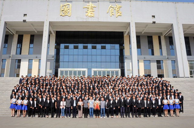 风雨同舟忆峥嵘 血脉传承临高峰——环科系第五届学生会成立大会