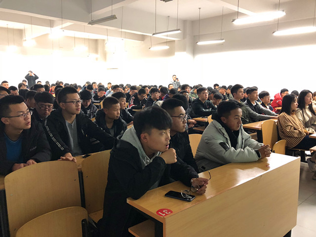 【辅导员说完满】请不要让身边的人失望——智能工程学院18级辅导员说完满