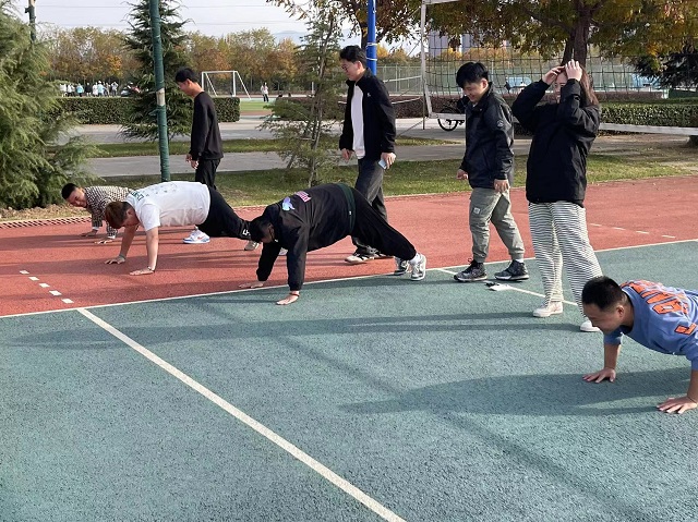 浩渺行无极 扬帆但信 ——经济与管理学院十月完满团支部纪实(九)