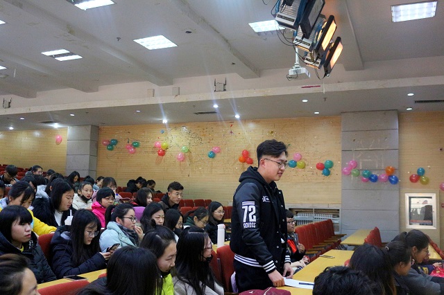 【辅导员说完满】文化与传统齐飞 时代共精神一色——环科系辅导员说完满