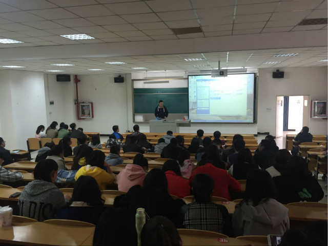 【辅导员说完满】新学期  完满行——经管系完满教育分享交流会