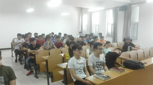 【完满班级】那一年  这一年不变的是奋斗的姿态——信工系完满班级活动（二）