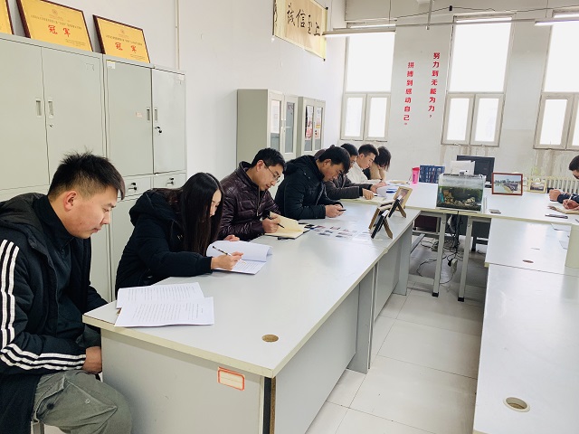 回顾过往的点滴 展望未来的美好——食品与环境学院期末总结大会