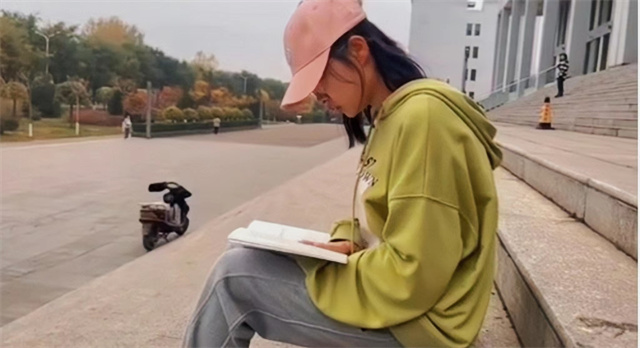 学长计划第1025期:悦读·大咖 悦见·未来之书香浸年华——经济与管理学院第11期学长计划第三讲