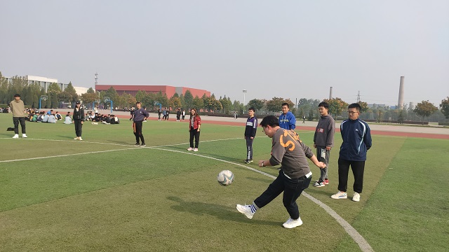 友谊 从运动开始——远景1901班趣味运动会