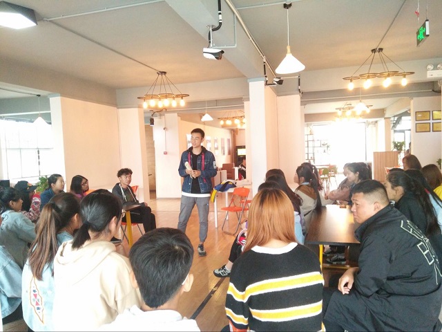 【社团快讯】举杯佳酒 共敬未来——酒玖难忘酿酒协会新生见面会