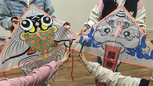 恰逢春日 杂英缤纷落芳甸——商务英语学院四月完满团支部活动集锦