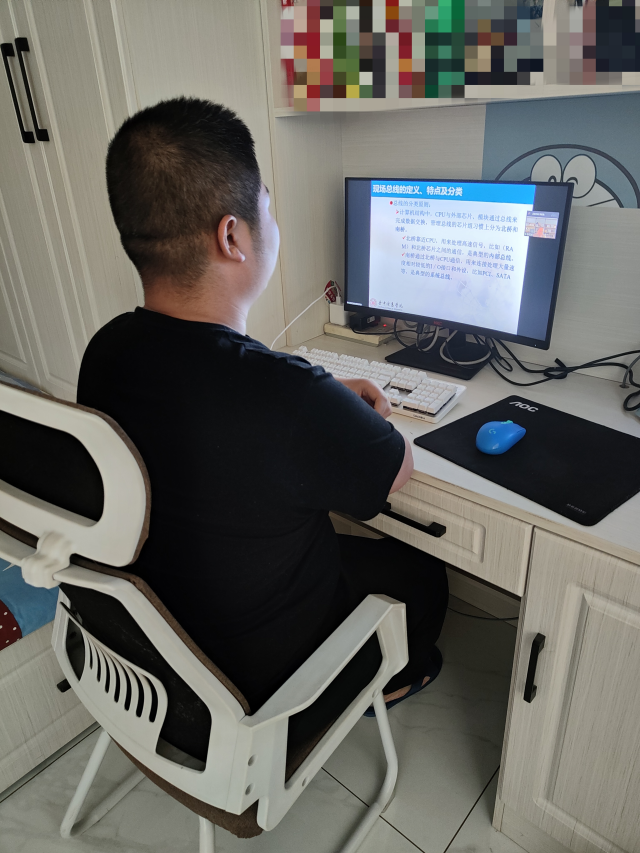 【1+1＞2】聚科技之光 燃创新之火——智能工程学院智创学术论坛之“现场总线的技术现状及发展趋势”