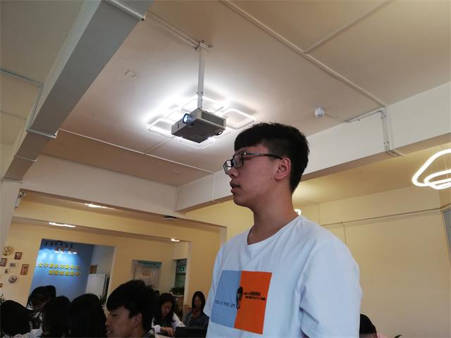 【完满班级】追火红岁月 忆五四往昔——数字1802班完满班级