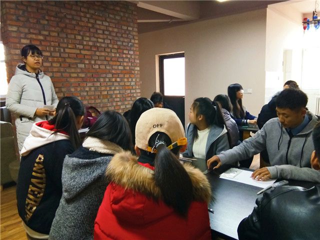 【完满班级】素手纤纤 兰心蕙质心中敛——机电工程系工设1701“指尖岁月 雕刻时光”完满班级活动记录美好