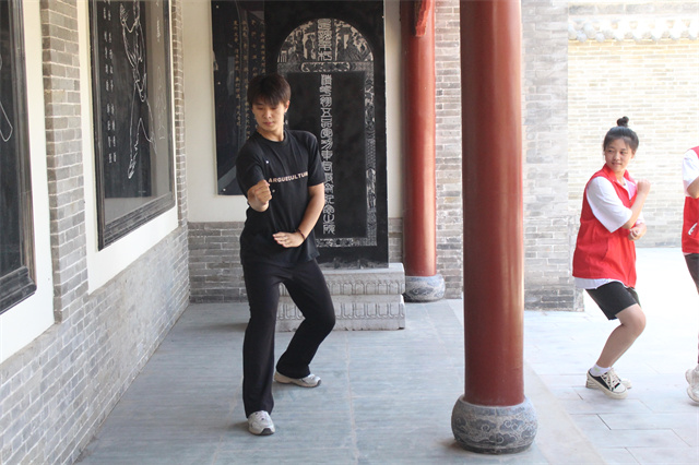 【三下乡】奔赴传承之路 惊世“形意”于心中——汇“侯”研商 淬炼·国际商学院青年益行乡村振兴促进团
