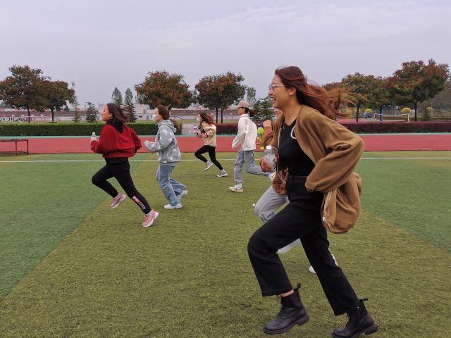 【完满班级】奋进前行 青春活力——艺术传媒学院视觉传达2107班完满班级活动