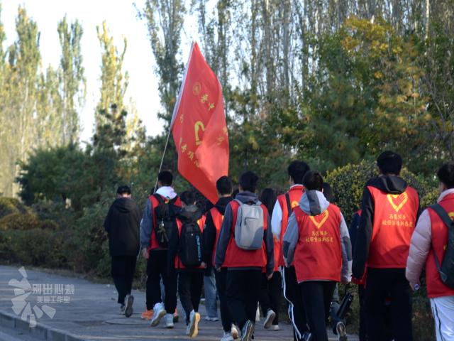 【青春支农】行走的力量第198期:青丝染白发 志愿寄深情——青年志愿者走进敦坊村养老院慰问活动