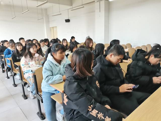 【完满班级】我的舞台我做主 我的风采我展现——食品与环境学院园林2102班完满班级活动