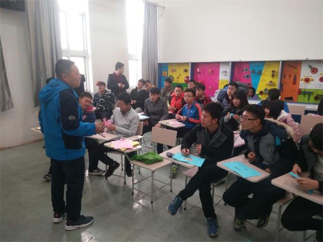 【完满班级】“善”行青春 洁净生活——机电工程系机制1604班举行完满班级活动