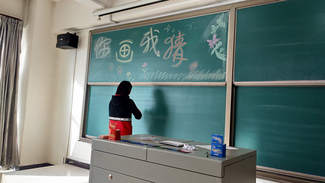 【完满班级】心有灵犀 默契比拼——淬炼商学院举办“创”享青春主题活动（二十六）