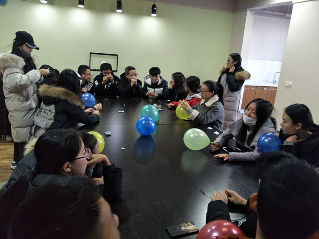 【完满班级】珍惜友情 欢度时光——淬炼商学院“创”享青春主题活动（十八）