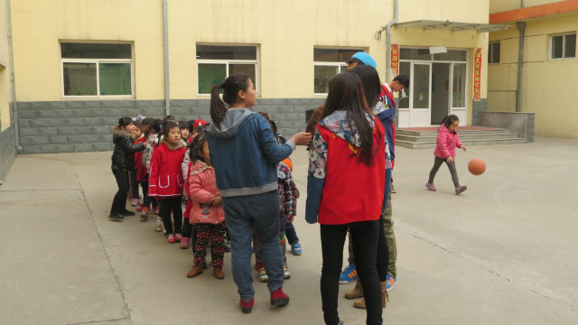 市民课堂第83期：我院青年志愿者联合会赴太谷县二幼开展一小时课堂