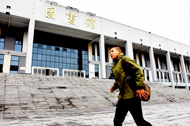 【前行】第48期:烧脑时代 愿你们被温柔以待