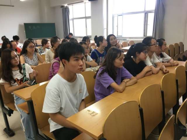 【完满班级】活力四“社” 向爱而生——外国语言文学系举办6月完满班级活动