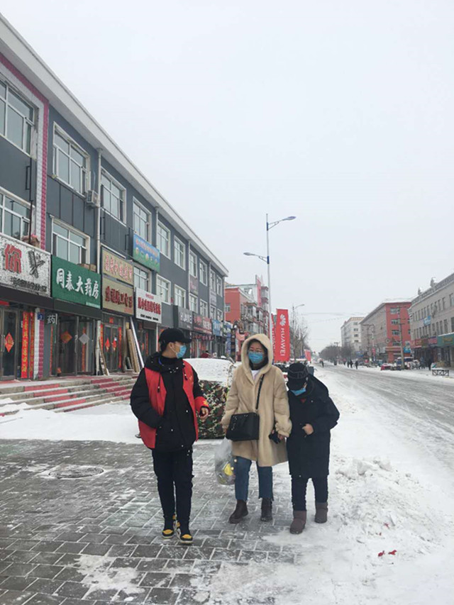 【防疫志愿者】让志愿者精神在抗疫战场闪闪发光