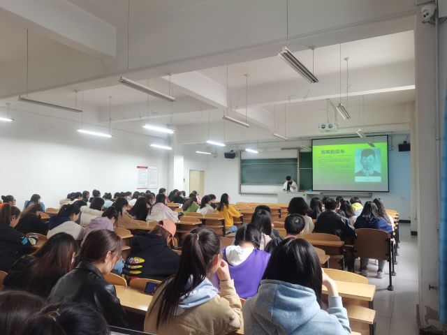 学长计划第836期:赞时代楷模 树雷锋榜样——第一百四十期学长计划“学雷锋精神,树校园新风”交流分享会