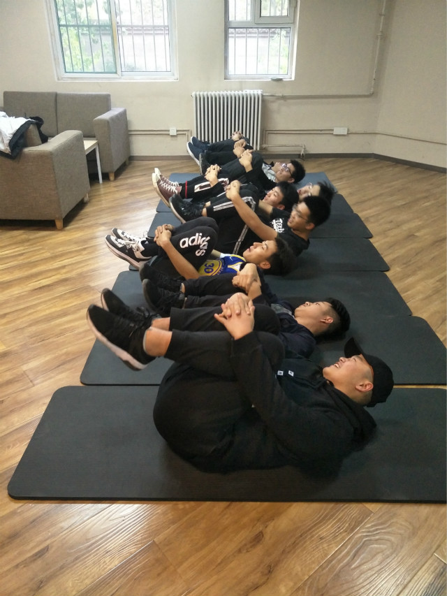 【完满班级】心语星愿 愿你的青春如夏花绚烂——经济与管理学院十月完满班级活动纪实（十二）