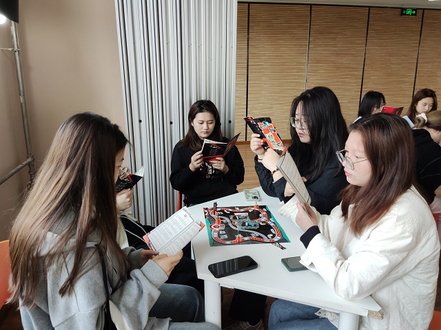 【完满团支部】牌忧解虑 乐在其中——淬炼·国际商学院会计2005完满团支部活动