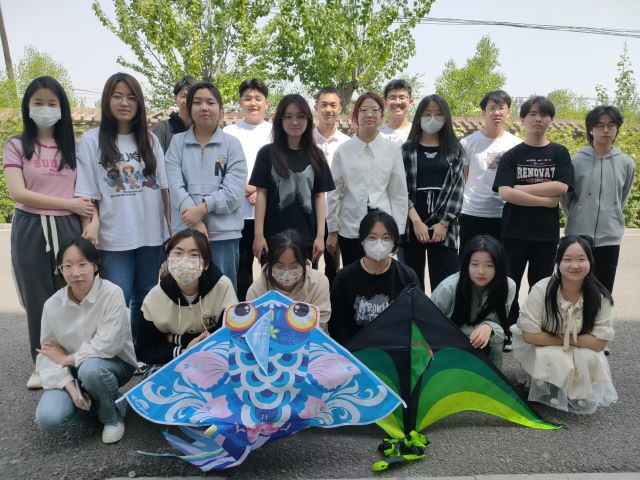 拥抱春天 畅游书海——经济与管理学院四月完满团支部纪实(八)