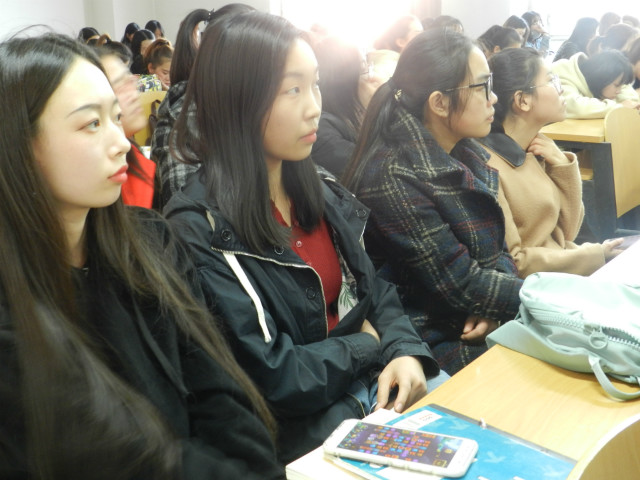 【辅导员说完满】 熬夜“剁手” 不如理性消费——外语系16级辅导员说完满之“理性消费 谨防诈骗”