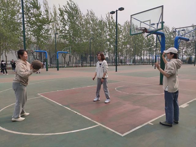 【完满班级】逐鹿群雄 挑战自我——艺术传媒学院环设1904举办班级篮球挑战赛活动