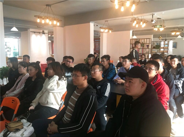 【完满班级】善人博爱 益行千里——大数据学院、信息工程学院计科1804班举办完满班级活动