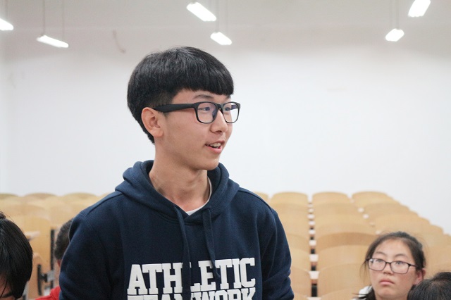 【辅导员说完满】“英雄”是怎样炼成的——辅导员说完满之胸怀“至强” 奔向“阳光”