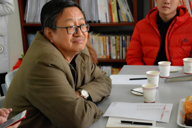 艰辛前行路 暖心话语指引方向——经济管理系主任共膳日和座谈会