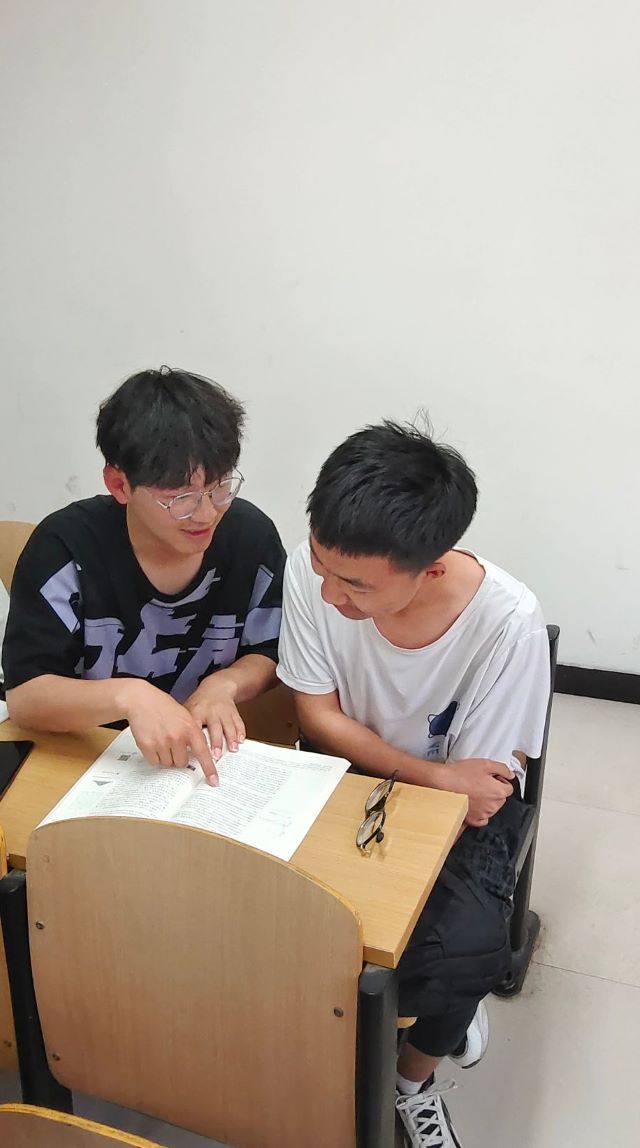 逸乐无穷 玩转青春——大数据学院、信息工程学院五月完满团支部活动集锦（三）