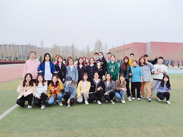 【完满班级】体育无处不在 运动无限精彩——淬炼商学院行管1902班完满班级活动