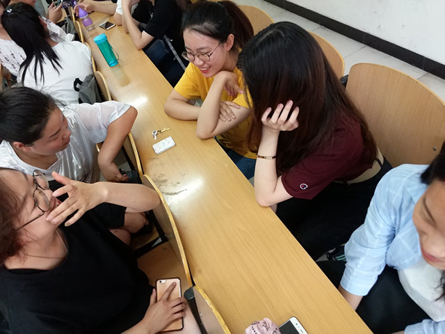 【完满班级】Youth Summer  让我讲给你听——淬炼商学院六月完满班级主题活动（三十六）