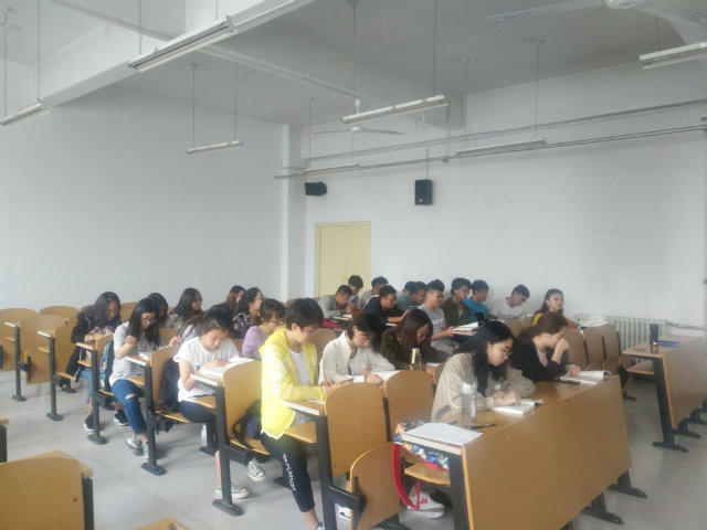 【完满班级】乐学乐分享——食品与环境学院食安1601班公益读书系列活动
