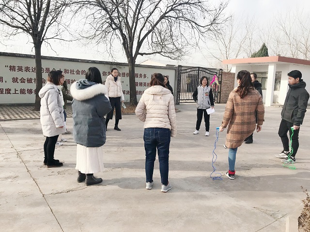 【辅导员说完满】“舞动青春 运动最美”——远景2016级辅导员说完满