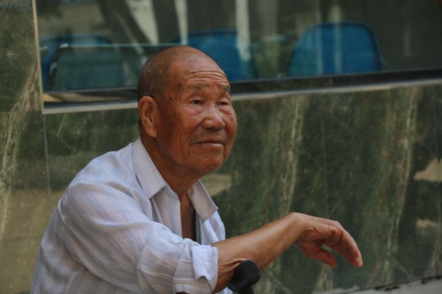 【三下乡】耄耋老兵讲战史 使命担当记在心