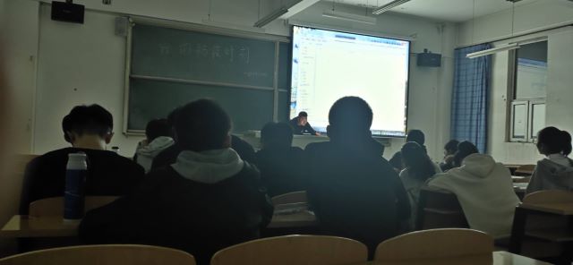 【完满班级】我的防疫时刻——计科2002“你我同行 防控疫情”主题活动