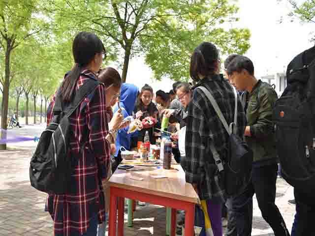 【完满班级】笔墨丹青 绘于面具——艺术传媒学院环设1703班艺术实践完满班级活动