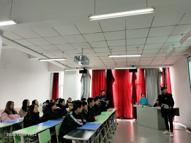 【完满班级】公益在线 人心无限——艺术传媒学院环境设计2004班演讲竞赛活动