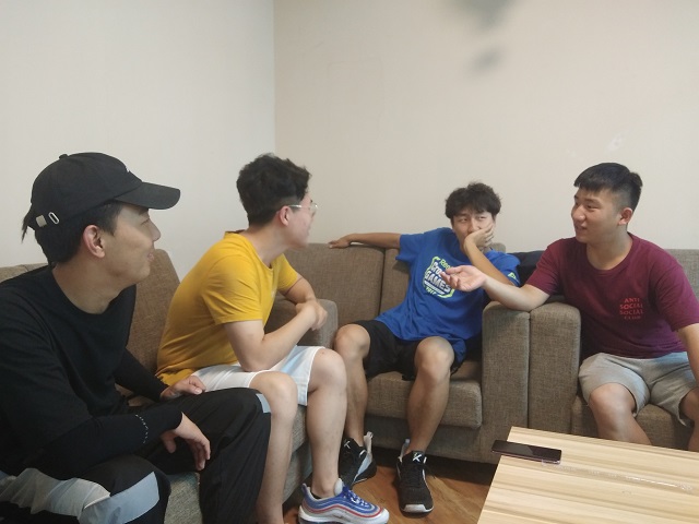 【完满班级】奇思妙想 新颖百出——艺术传媒学院环境设计1704班“天马行空 创意之名”故事接力完满班级活动