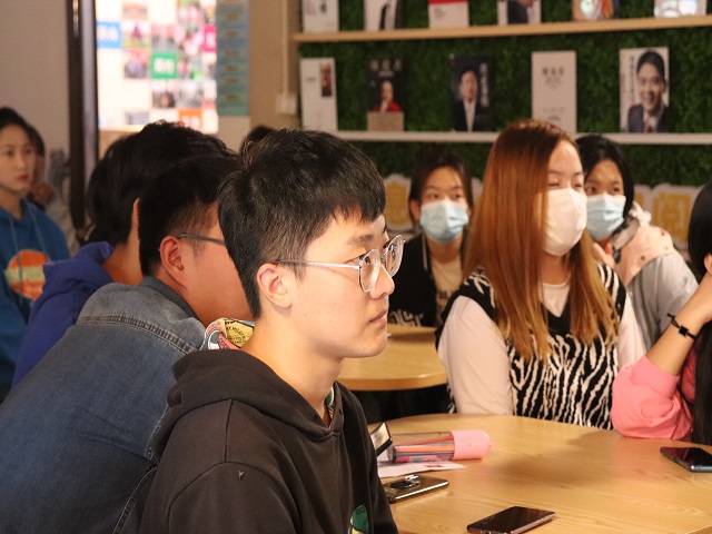 学长计划第894期:百年征程 其路漫漫 ——食品与环境学院“学长计划·百花讲堂”第115期