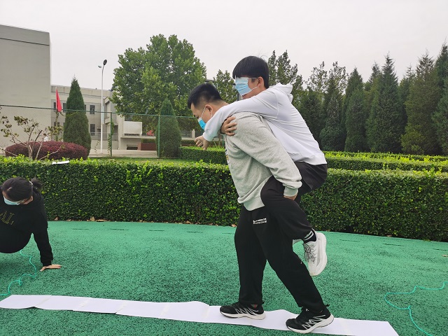 【完满班级】突破思维定势 创建团结班级——食品与环境学院动医2003班完满班级活动