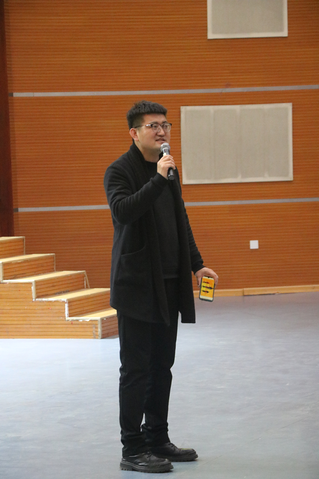 踏浪前行风正劲 不负韶华争朝夕——商务英语学院2023届毕业生就业工作部署会