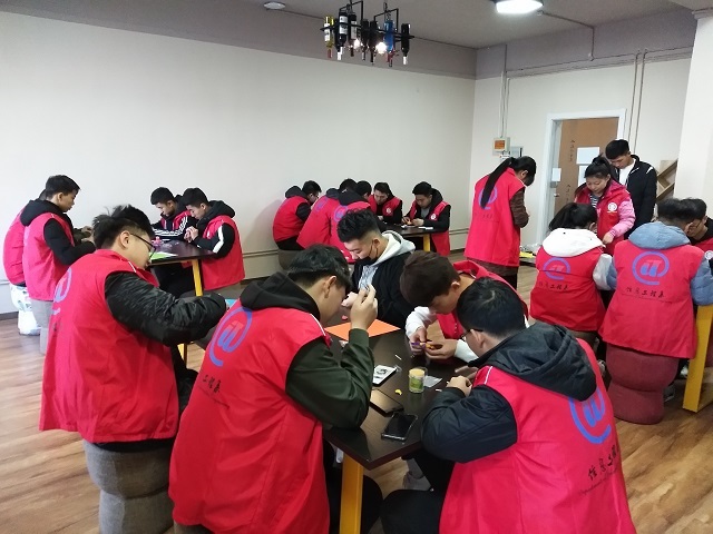 【完满班级】多彩青春 莫负韶华——信工系网工1701班“绽放青春 玩转智慧”创意作品竞赛