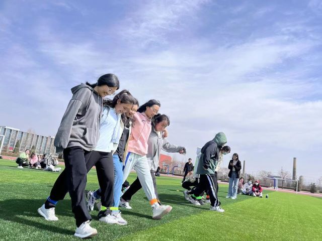 【基层活力提升】雷锋精神永传承 青春闪耀新时代——经济与管理学院三月完满团支部纪实二